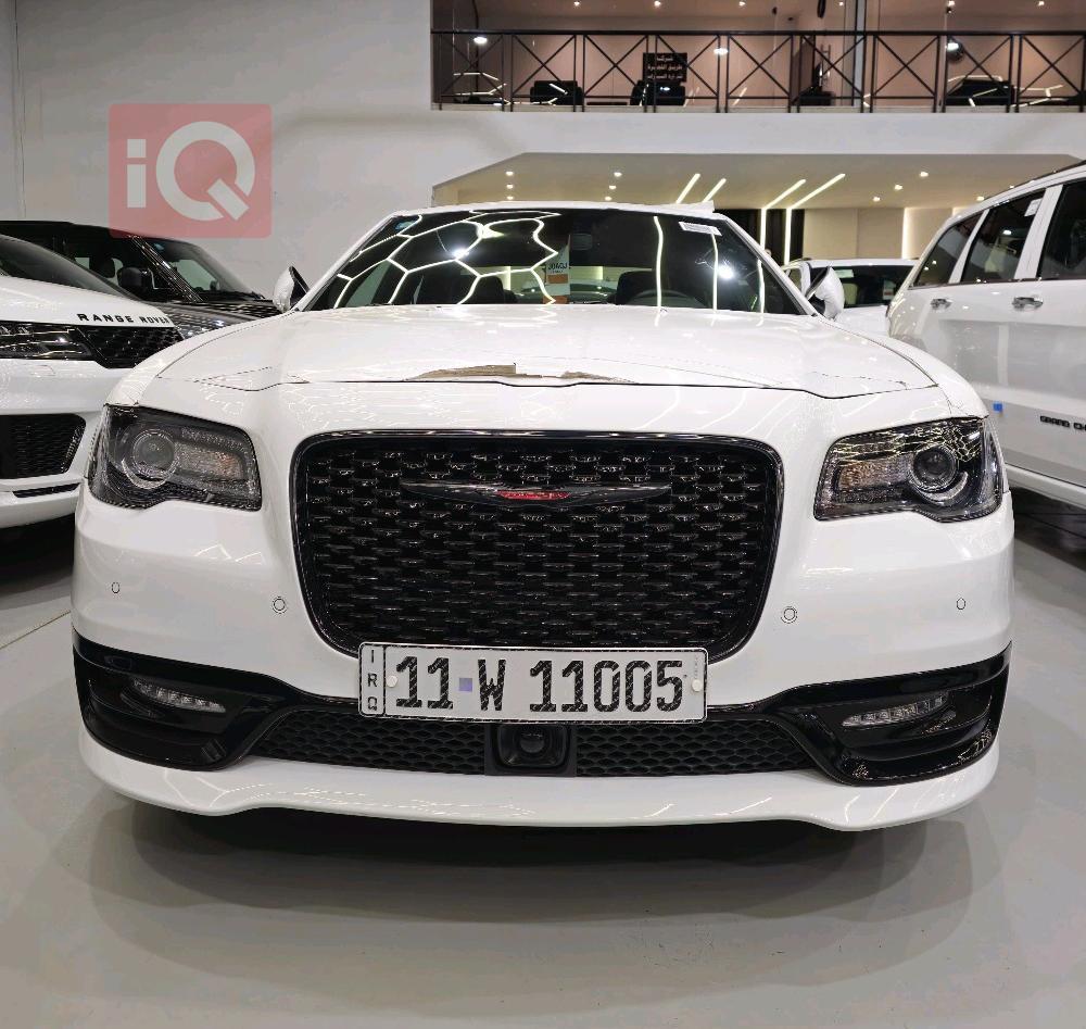 كرايسلر 300